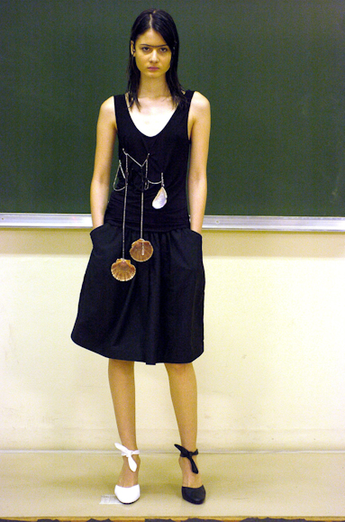 desfiles-lorenzomerlino-saopauloverao2005rtw-115