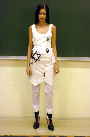 desfiles-lorenzomerlino-saopauloverao2005rtw-121