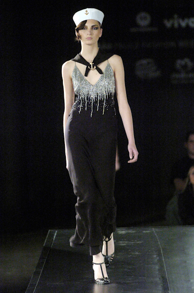 desfiles-marceloquadros-saopauloverao2005rtw-110