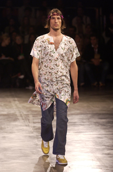 desfiles-marioqueiroz-saopauloverao2005rtw-103