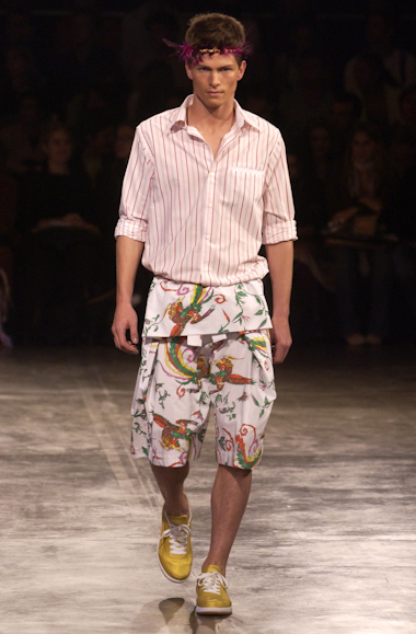 desfiles-marioqueiroz-saopauloverao2005rtw-104