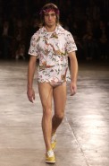 desfiles-marioqueiroz-saopauloverao2005rtw-107
