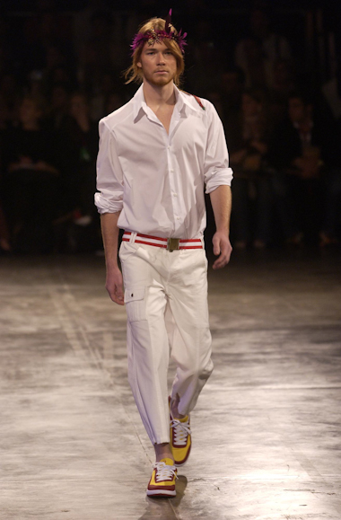 desfiles-marioqueiroz-saopauloverao2005rtw-112