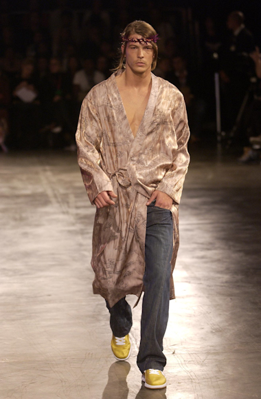 desfiles-marioqueiroz-saopauloverao2005rtw-143