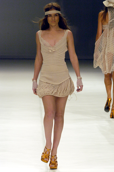 desfiles-patachou-saopauloverao2005rtw-102