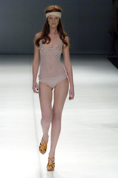 desfiles-patachou-saopauloverao2005rtw-104