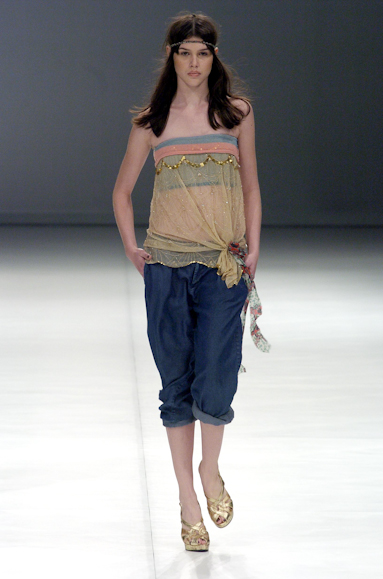 desfiles-patachou-saopauloverao2005rtw-109