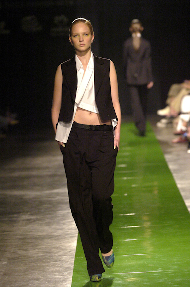 desfiles-reinaldolourenco-saopauloverao2005rtw-101
