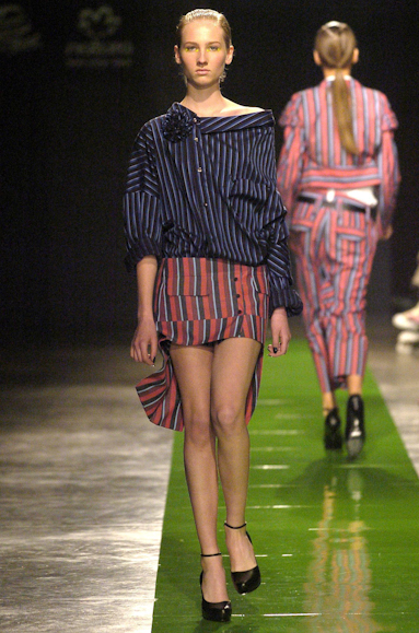 desfiles-reinaldolourenco-saopauloverao2005rtw-114