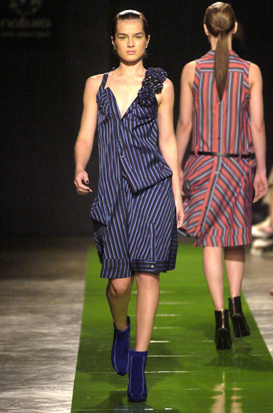 desfiles-reinaldolourenco-saopauloverao2005rtw-116