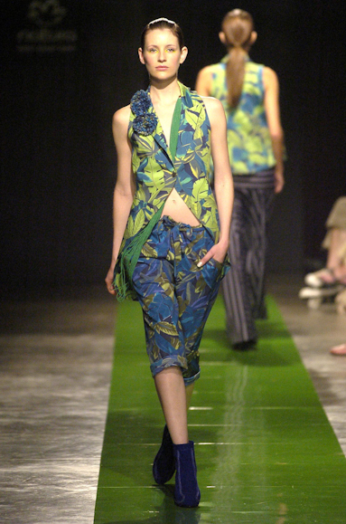 desfiles-reinaldolourenco-saopauloverao2005rtw-125