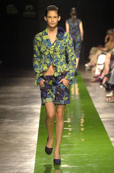 desfiles-reinaldolourenco-saopauloverao2005rtw-127