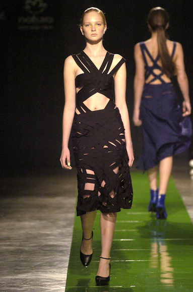 desfiles-reinaldolourenco-saopauloverao2005rtw-133