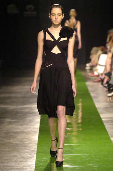 desfiles-reinaldolourenco-saopauloverao2005rtw-134