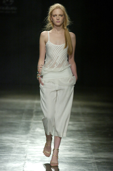 desfiles-renatoloureiro-saopauloverao2005rtw-101
