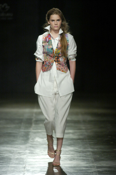 desfiles-renatoloureiro-saopauloverao2005rtw-111