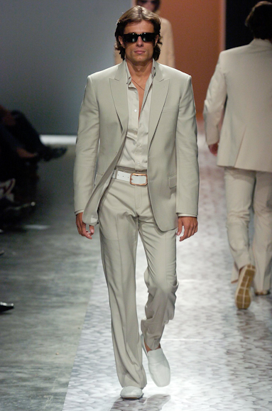 desfiles-ricardoalmeida-saopauloverao2005rtw-103