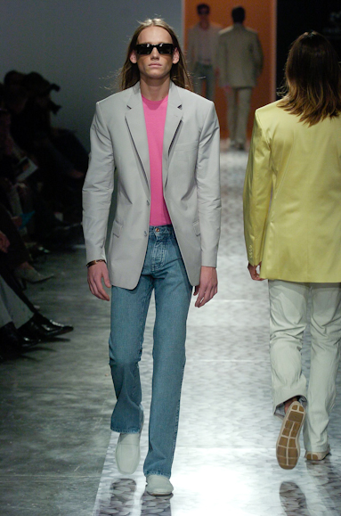 desfiles-ricardoalmeida-saopauloverao2005rtw-119