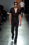 desfiles-ricardoalmeida-saopauloverao2005rtw-148