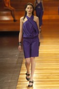desfiles-uma-saopauloverao2005rtw-136