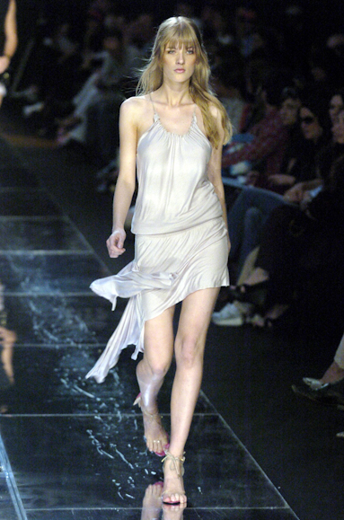 desfiles-zoomp-saopauloverao2005rtw-146
