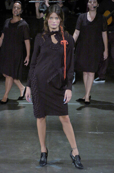 desfiles-alexandreherchcovich-saopauloinverno2005rtw-100