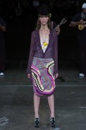 desfiles-alexandreherchcovich-saopauloinverno2005rtw-117