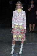 desfiles-alexandreherchcovich-saopauloinverno2005rtw-123