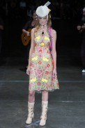desfiles-alexandreherchcovich-saopauloinverno2005rtw-125