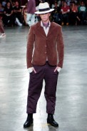 desfiles-alexandreherchcovichmen-saopauloinverno2005rtw-116