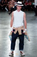 desfiles-alexandreherchcovichmen-saopauloinverno2005rtw-126