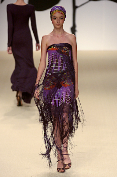 desfiles-andrelima-saopauloinverno2005rtw-101