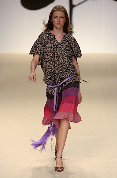desfiles-andrelima-saopauloinverno2005rtw-116