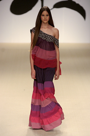 desfiles-andrelima-saopauloinverno2005rtw-118