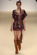 desfiles-andrelima-saopauloinverno2005rtw-119