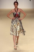 desfiles-andrelima-saopauloinverno2005rtw-121