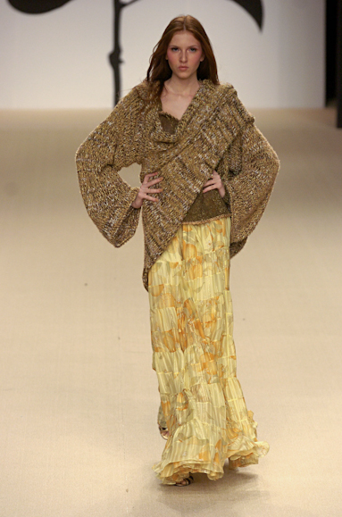desfiles-andrelima-saopauloinverno2005rtw-126