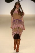 desfiles-andrelima-saopauloinverno2005rtw-127