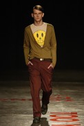 desfiles-britishcolony-saopauloinverno2005rtw-101