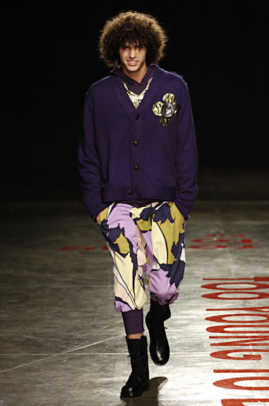 desfiles-britishcolony-saopauloinverno2005rtw-109