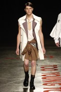 desfiles-britishcolony-saopauloinverno2005rtw-115