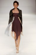 desfiles-carlostufvesson-saopauloinverno2005rtw-105