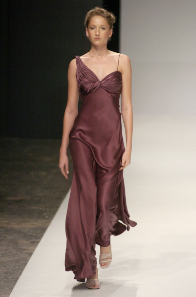desfiles-carlostufvesson-saopauloinverno2005rtw-110