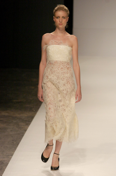 desfiles-carlostufvesson-saopauloinverno2005rtw-117
