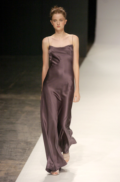 desfiles-carlostufvesson-saopauloinverno2005rtw-118