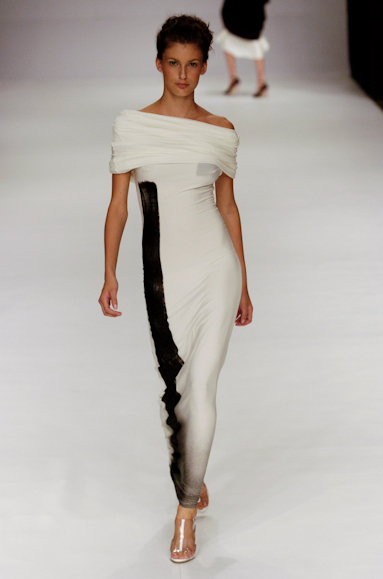 desfiles-carlostufvesson-saopauloinverno2005rtw-121