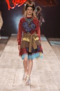 desfiles-cavalera-saopauloinverno2005rtw-113