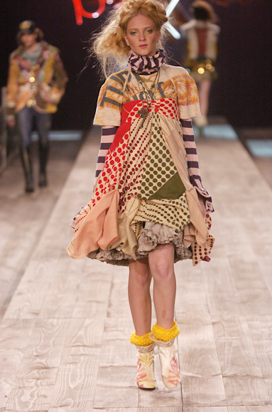 desfiles-cavalera-saopauloinverno2005rtw-125