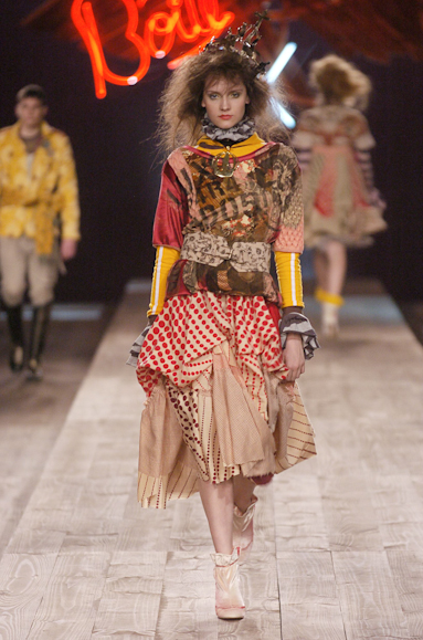 desfiles-cavalera-saopauloinverno2005rtw-126