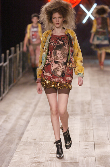 desfiles-cavalera-saopauloinverno2005rtw-129